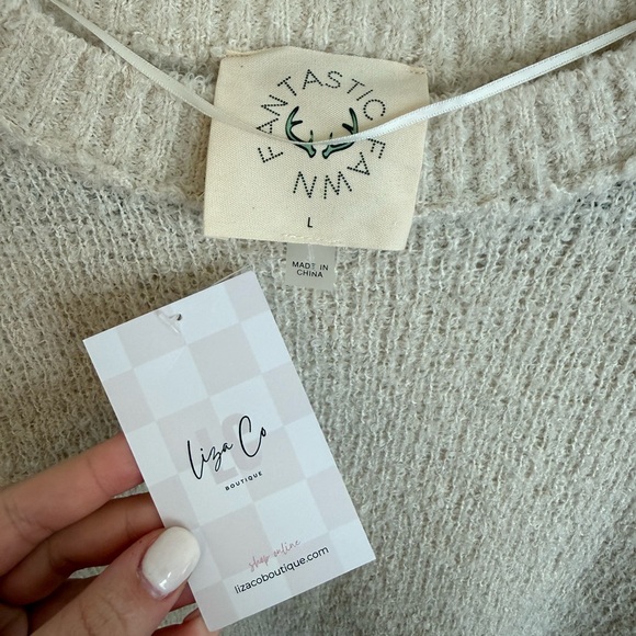 Sweater - Picture 3 of 3